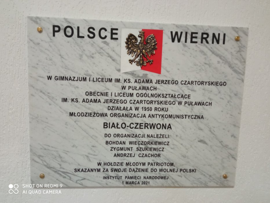 "Białoczerwoni"-I LO im. Ks. A.J. Czartoryskiego w Puławach-dn. 01.03.2021 r.