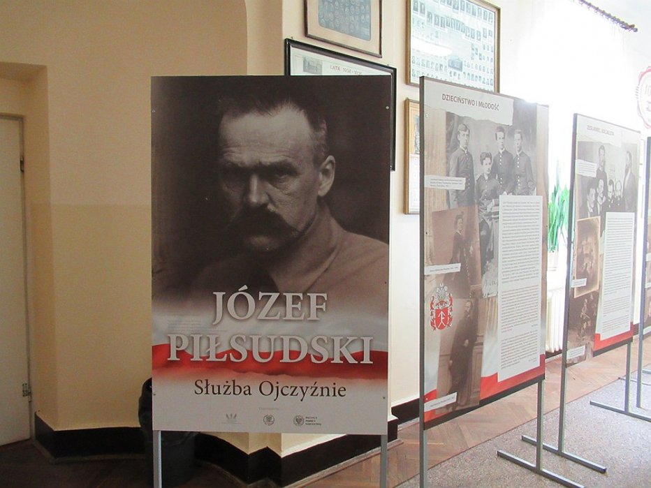Wystawa J&oacute;zef Piłsudski &ndash; 1867 &ndash; 1935 I Liceum Og&oacute;lnokształcące im. Ks. A.J. Czartoryskiego w Puławach &ndash; dn. 23.05.2018 r.