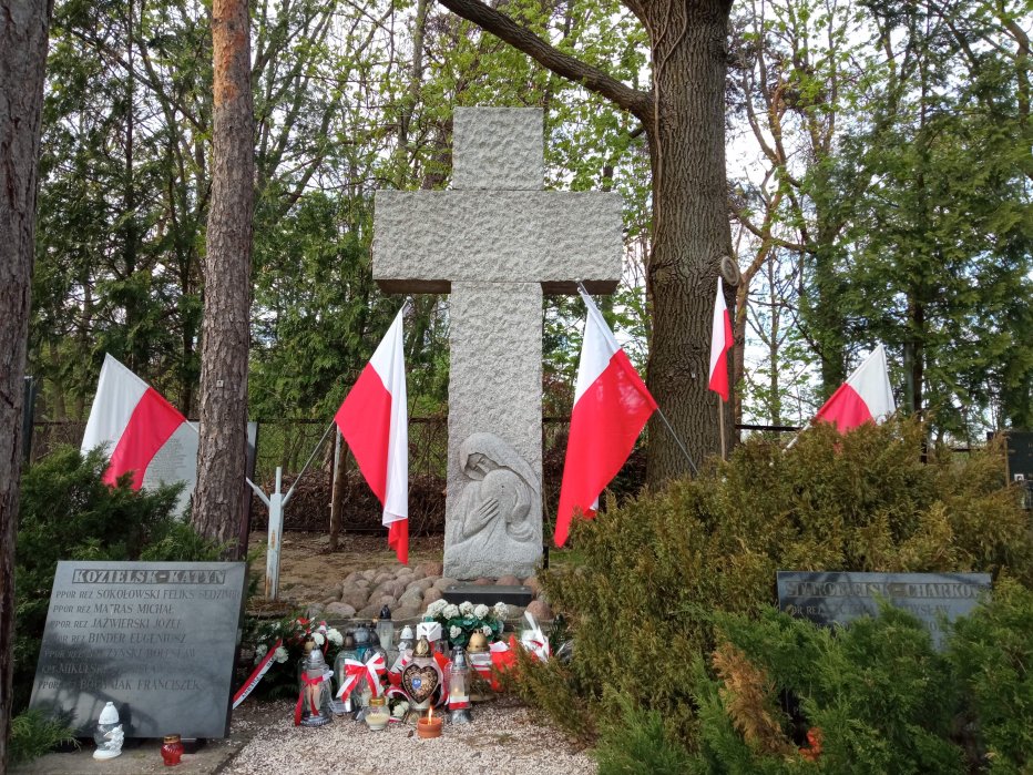 86. rocznica ludob&oacute;jstwa sowieckiego w Katyniu, 16. rocznica zamachu nad Smoleńskiem - Puławy, dn. 19.04.2026 r.